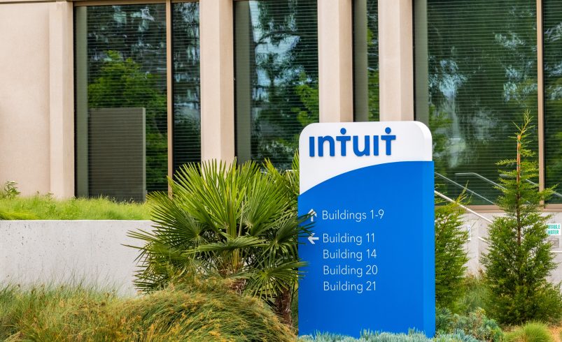 Intuit stock price gets oversold and cheap: is it safe to buy the dip?