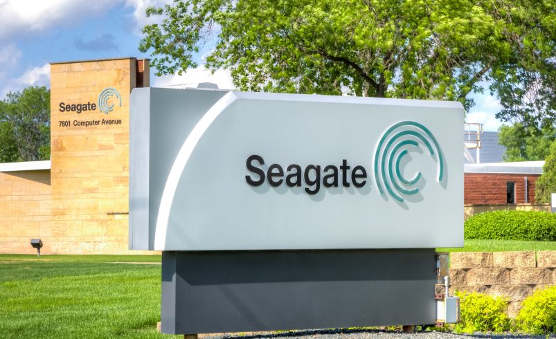 Seagate Technology stock hits key resistance ahead of its earnings: buy or sell?