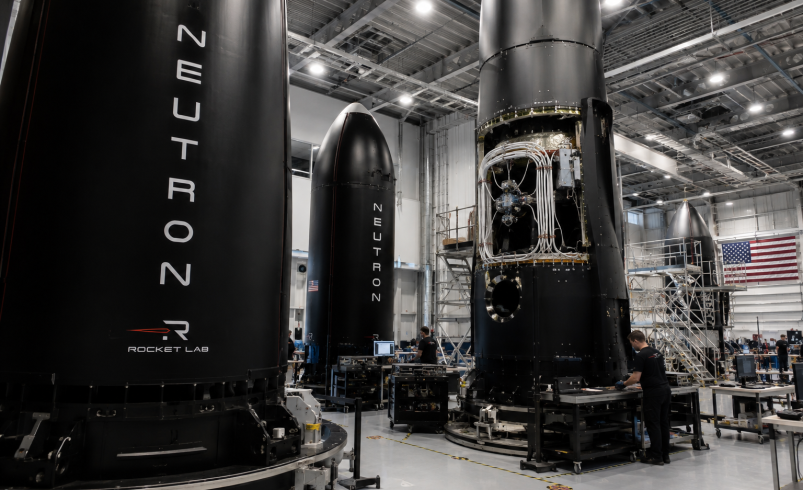 Rocket Lab stock stuck above 200 EMA: Is it a buy after the NASA deal?